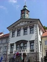 Copyright © Safari the Globe Slovene Architecture - Breg Street in Ljubljana