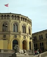 Copyright © Safari the Globe Oslo, Norway - Parliment (Stortinget)