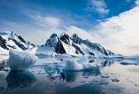Copyright © Volodymyr Goinyk Antartic Geography - Mountains