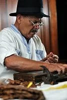Copyright © Benis Arapovic Cuban Culture - Cigar maker