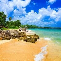Copyright © Karel Miragaya Cuban Geography - Rocks on the beach