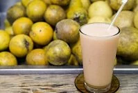 Copyright © Robert Lerich Dominican Food - Melon juice