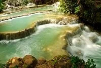 Copyright © Petai Jantrapoon Lao Geography - Kuang Si waterfall