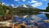 Copyright © Jaroslav Moravcik Slovak Geography - Strbske Pleso Lake